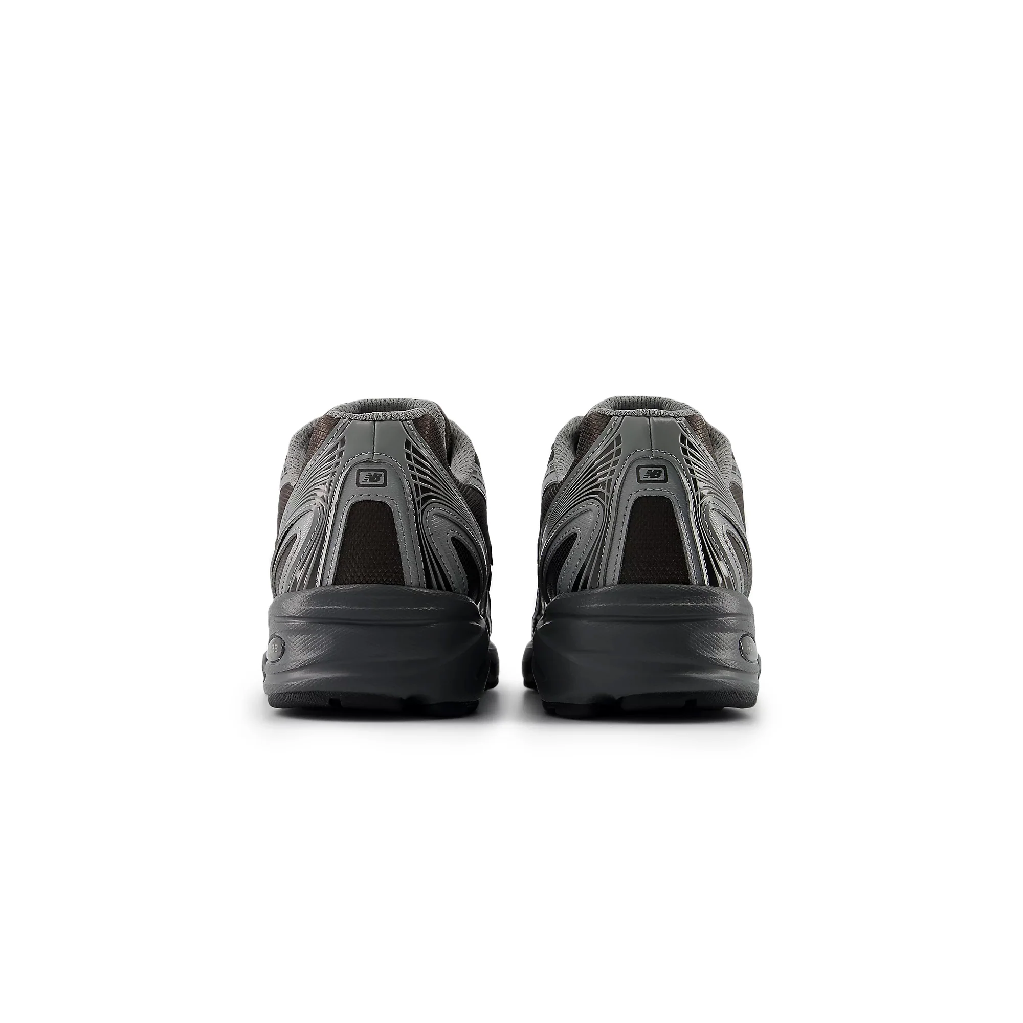 New Balance 740 'Black Metallic' - Image 4